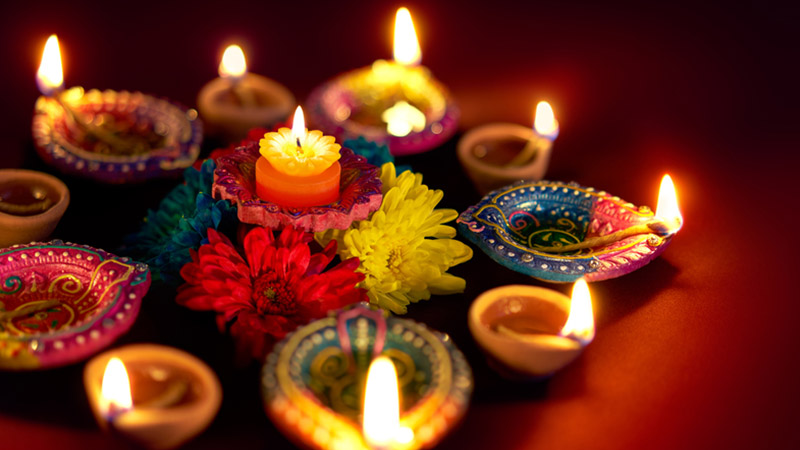 What is Deepavali and how can you celebrate it in Little India Singapore?