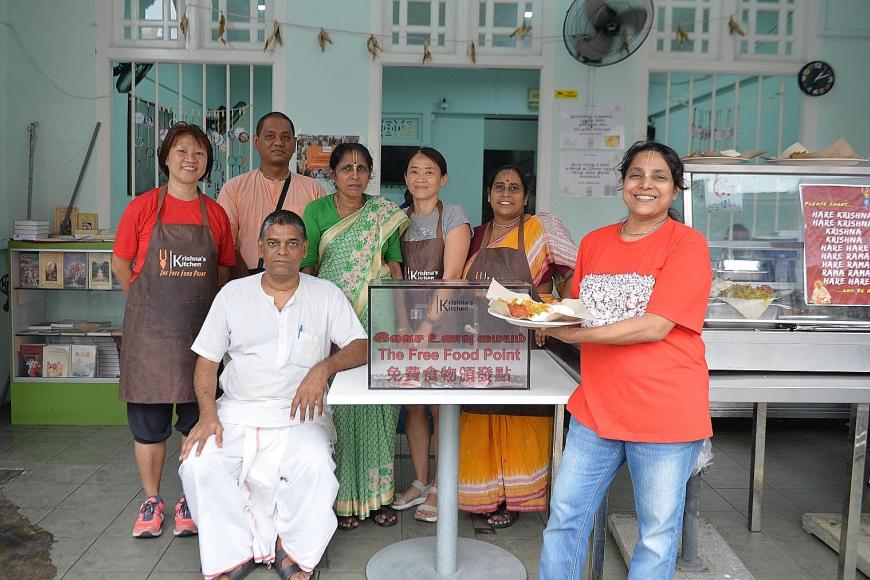 Discover the food in Krishna's Kitchen in Little India Singapore